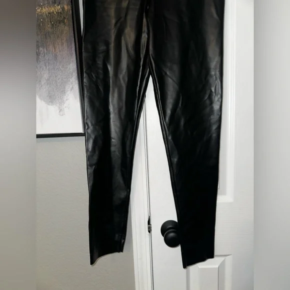Joie Limited Edition Ladies Faux Leather Legging - Picture 5 of 9